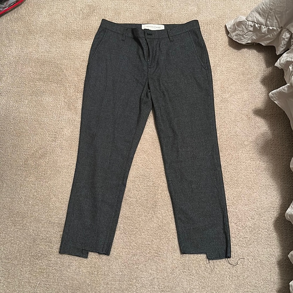 Super cute and flattering Treasure and Bond work pants